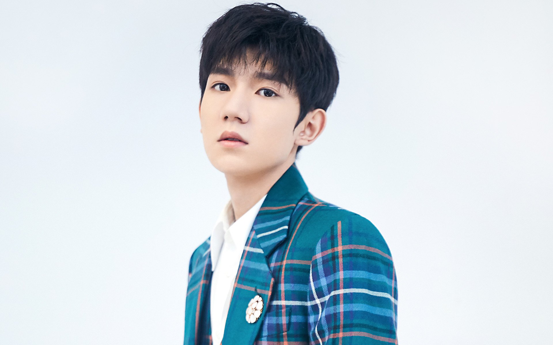 英超“飓风”反击,精彩瞬间让球迷狂热,飓风超级英雄最新版本